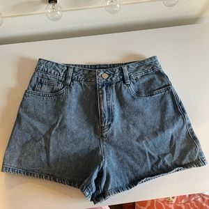 Medium wash blue Jean shorts